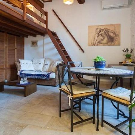 Old Town Antibes Apartment ฌวง-เลส์-แป็งส์ ภายนอก รูปภาพ